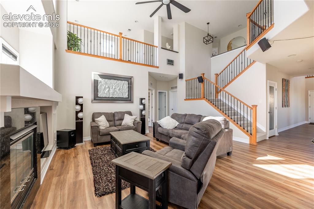 Image 11 of 46: Living Room