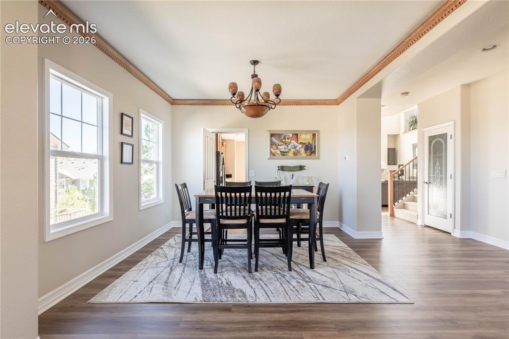 Image 5 of 46: Dining Area