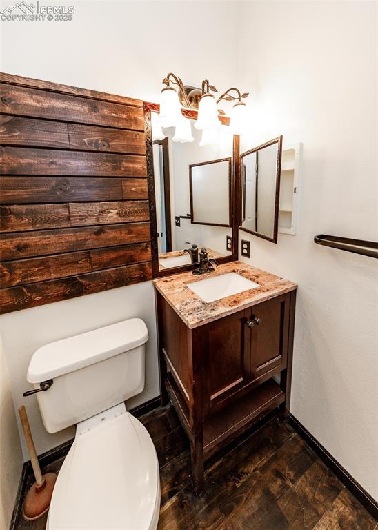 Image 15 of 38: Bathroom