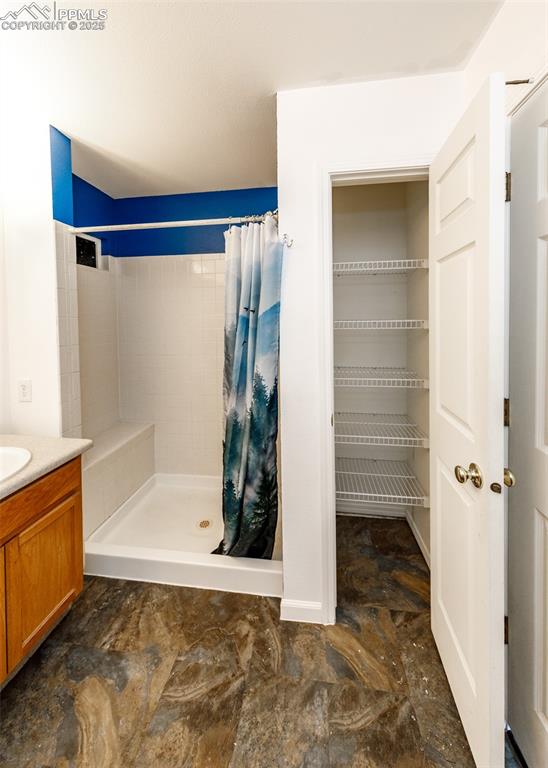 Image 22 of 38: Master Bathroom