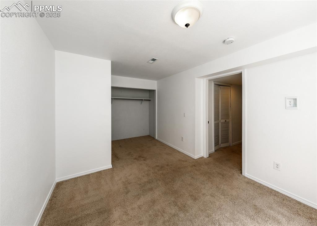 Image 36 of 38: Bedroom