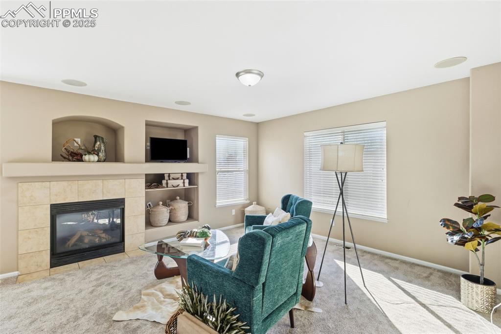 Image 11 of 36: Living Room