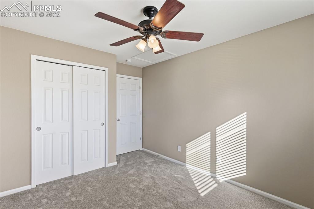 Image 30 of 36: Bedroom