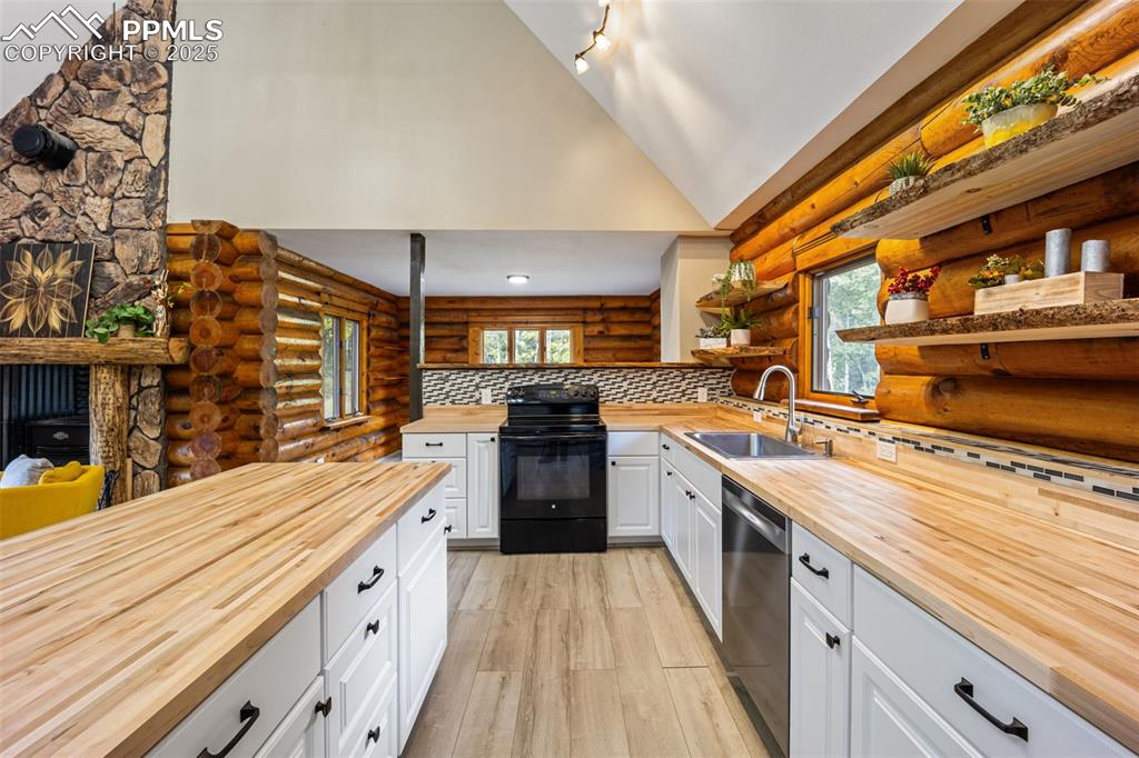 Image 10 of 48: designed with functionality in mind