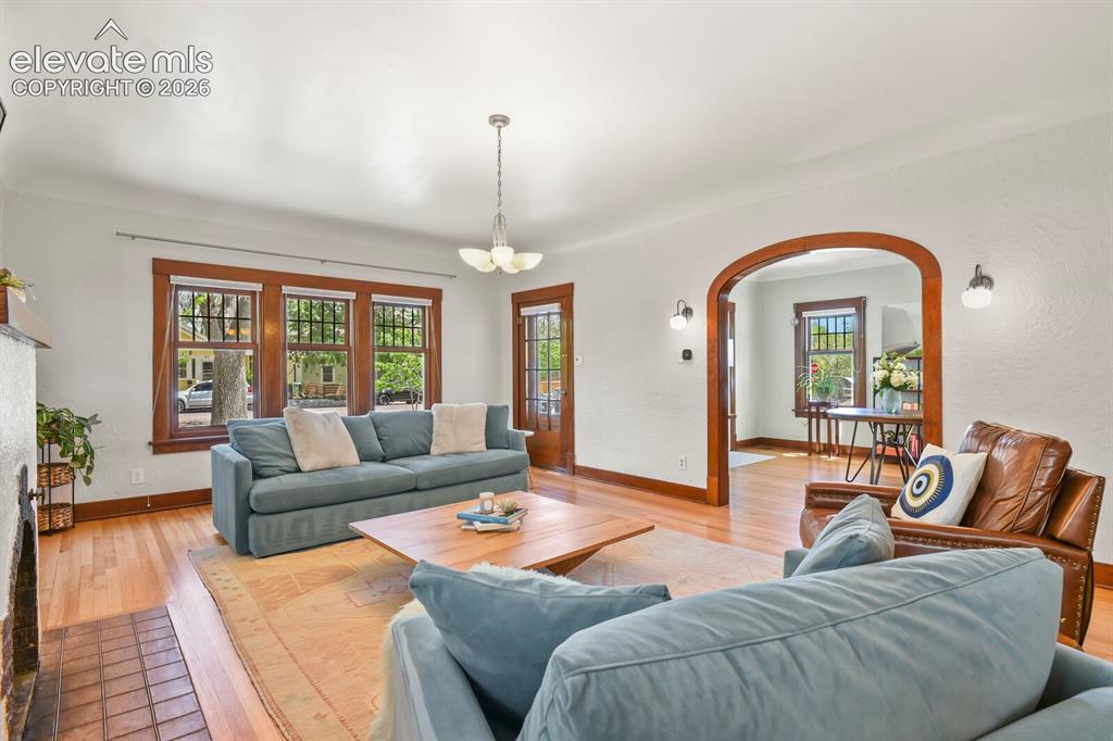 Image 8 of 46: Living Room