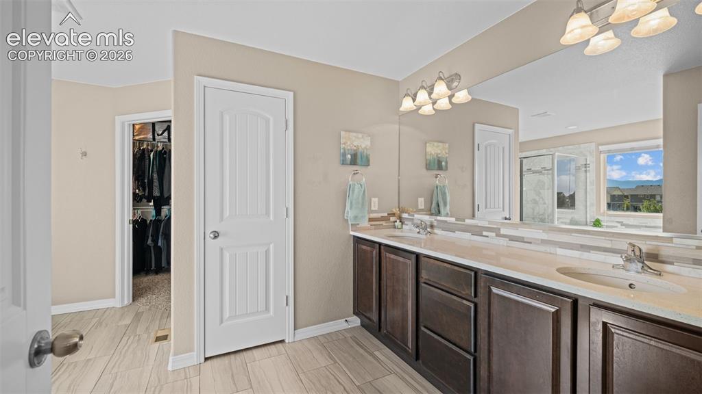Image 22 of 33: Master Bathroom