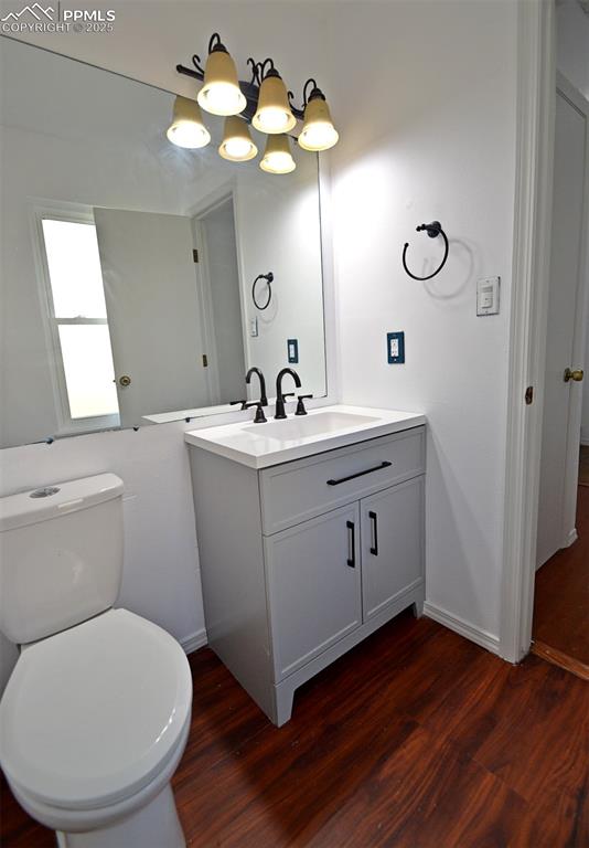 Image 18 of 34: Bathroom