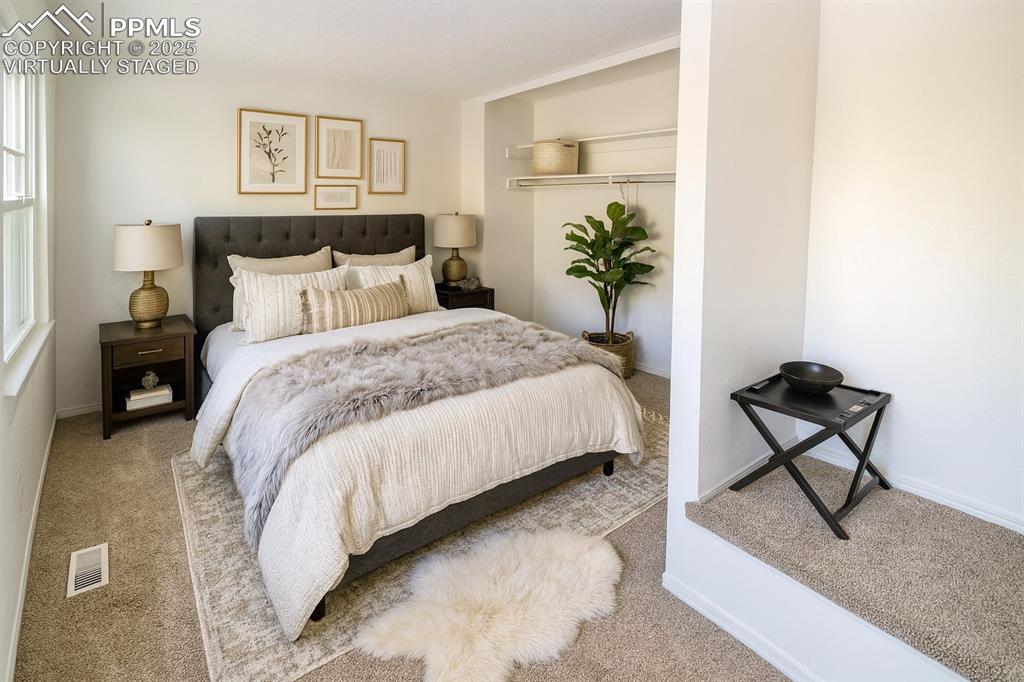 Image 29 of 34: Virtually Staged