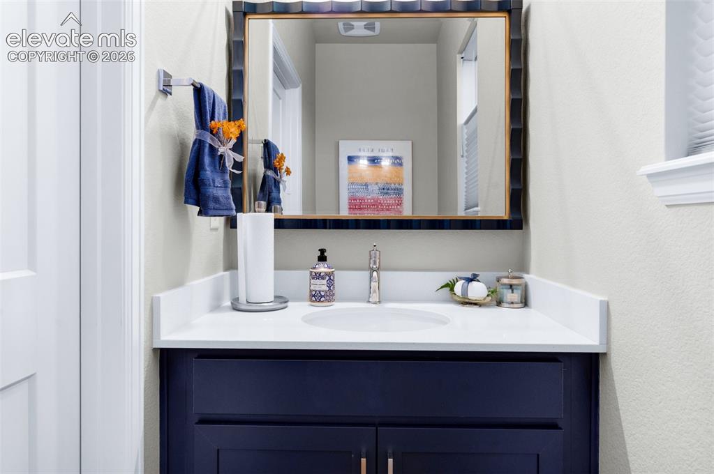 Image 6 of 47: Bathroom