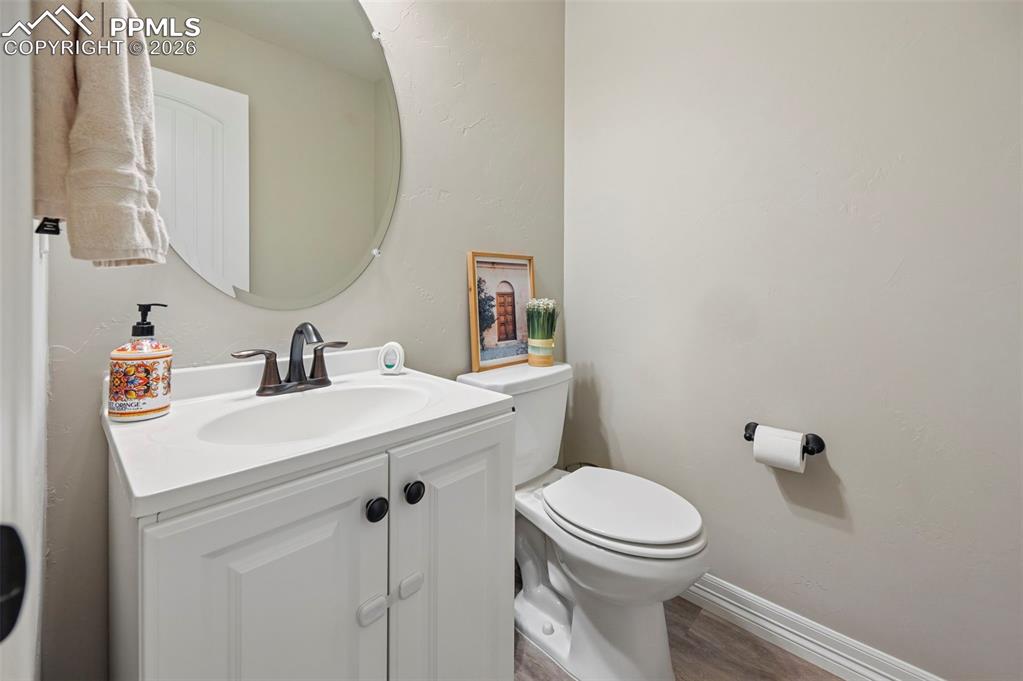 Image 13 of 50: Bathroom