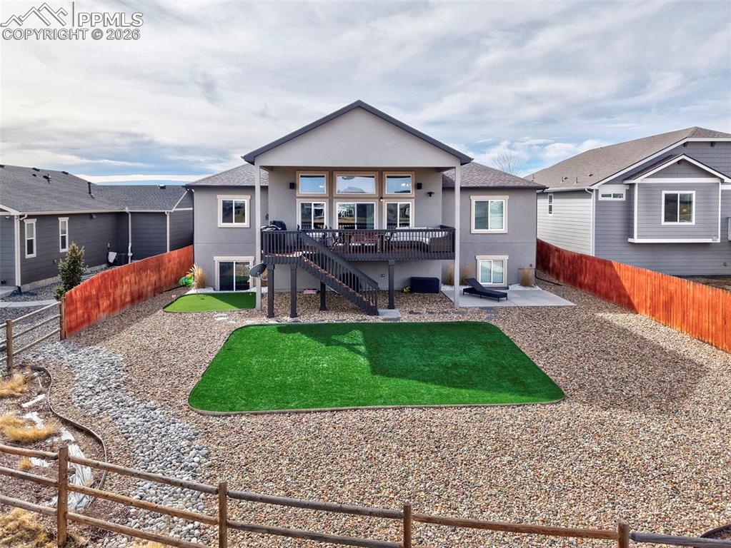 Image 44 of 50: Back of Structure