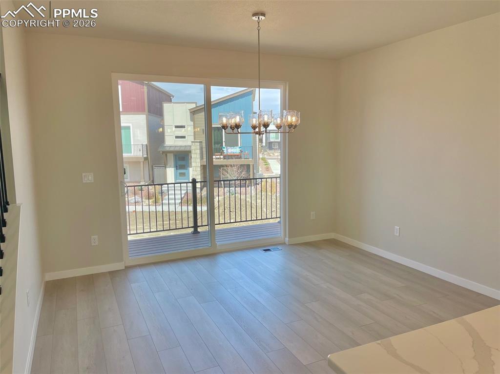 Image 7 of 8: No Description Available