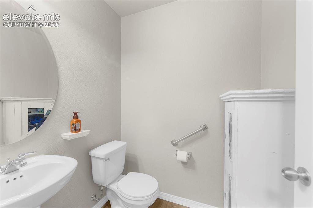 Image 6 of 37: Bathroom