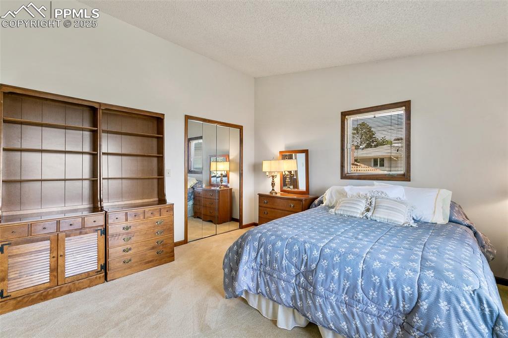 Image 36 of 48: Bedroom