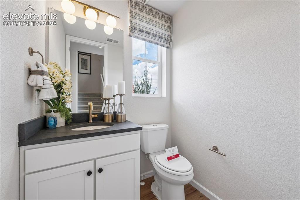 Image 11 of 22: Bathroom