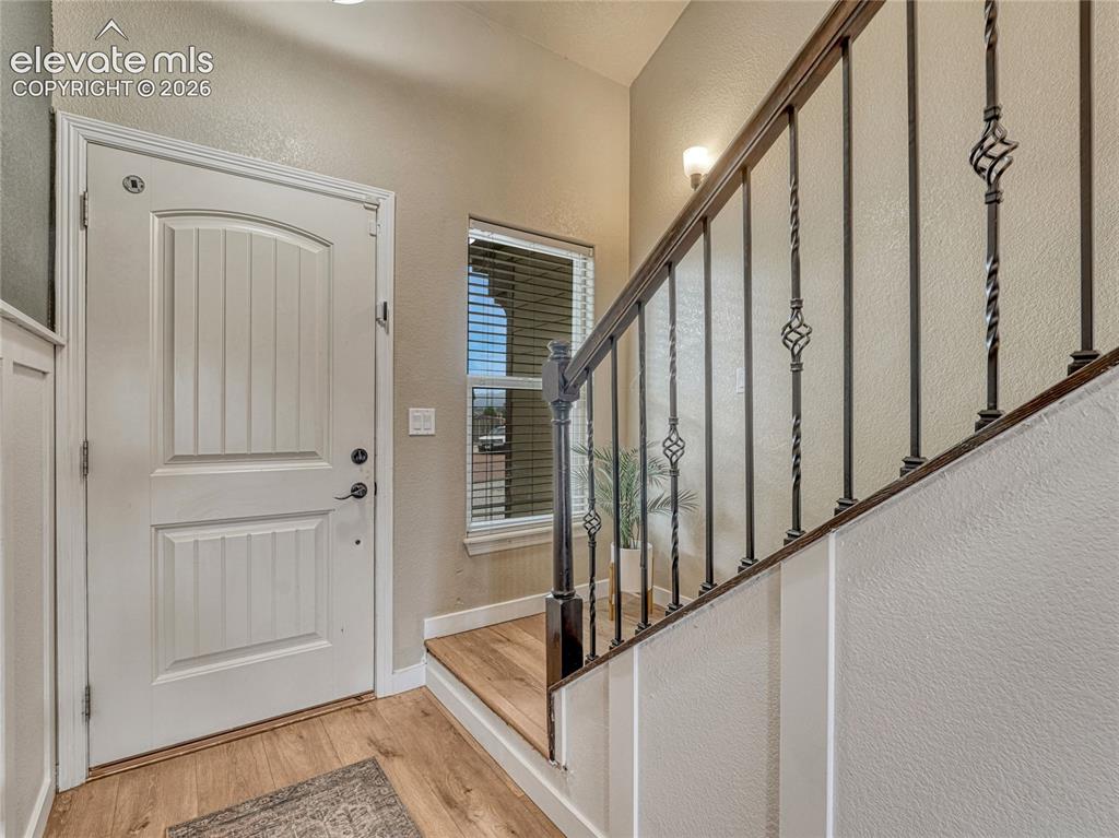 Image 11 of 50: Entry