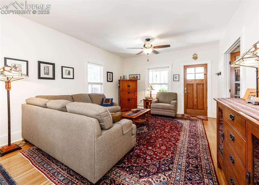 Image 10 of 49: Living Room