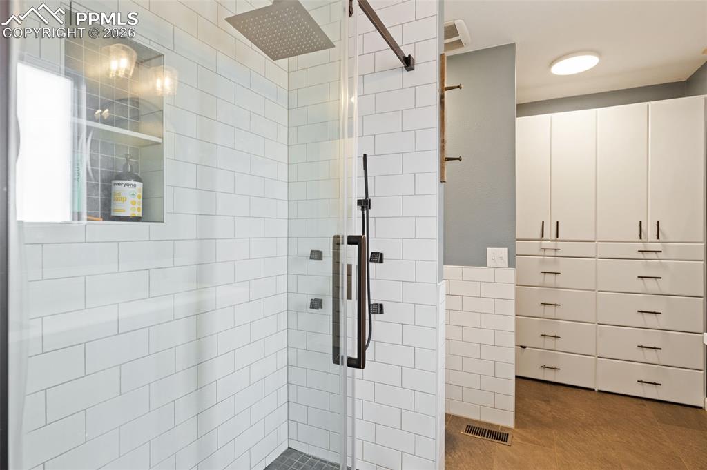 Image 22 of 44: No Description Available