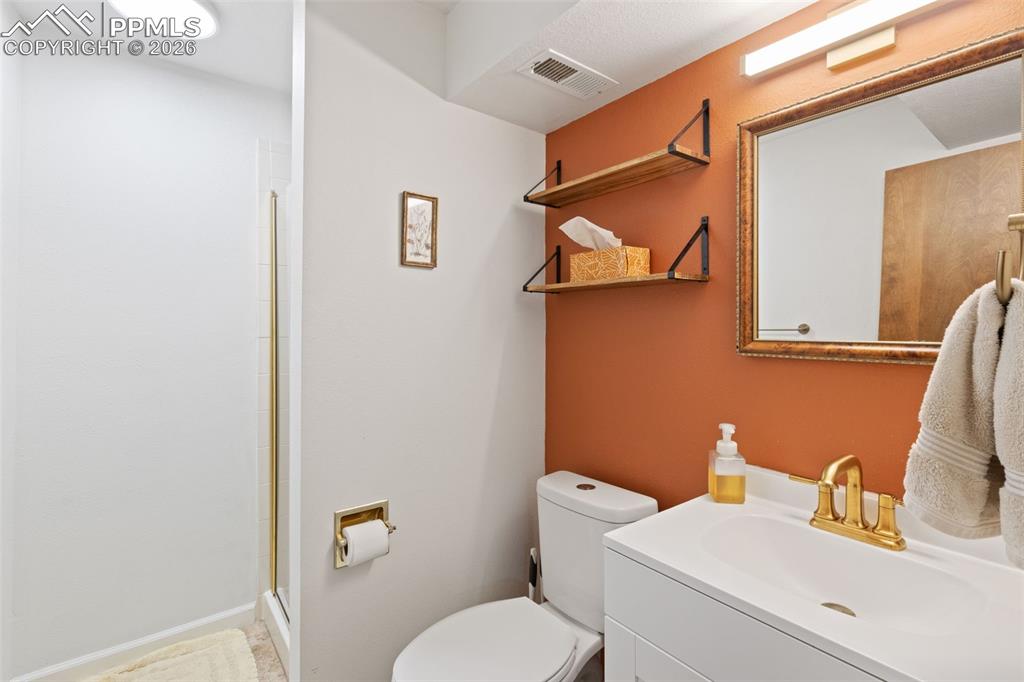 Image 33 of 44: No Description Available