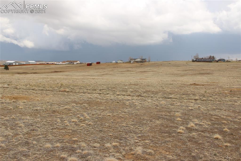 Image 2 of 3: No Description Available