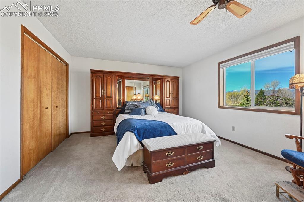 Image 16 of 45: Amazing views 