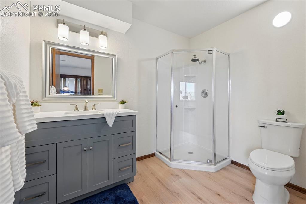 Image 18 of 45: nicely updated primary ensuite 