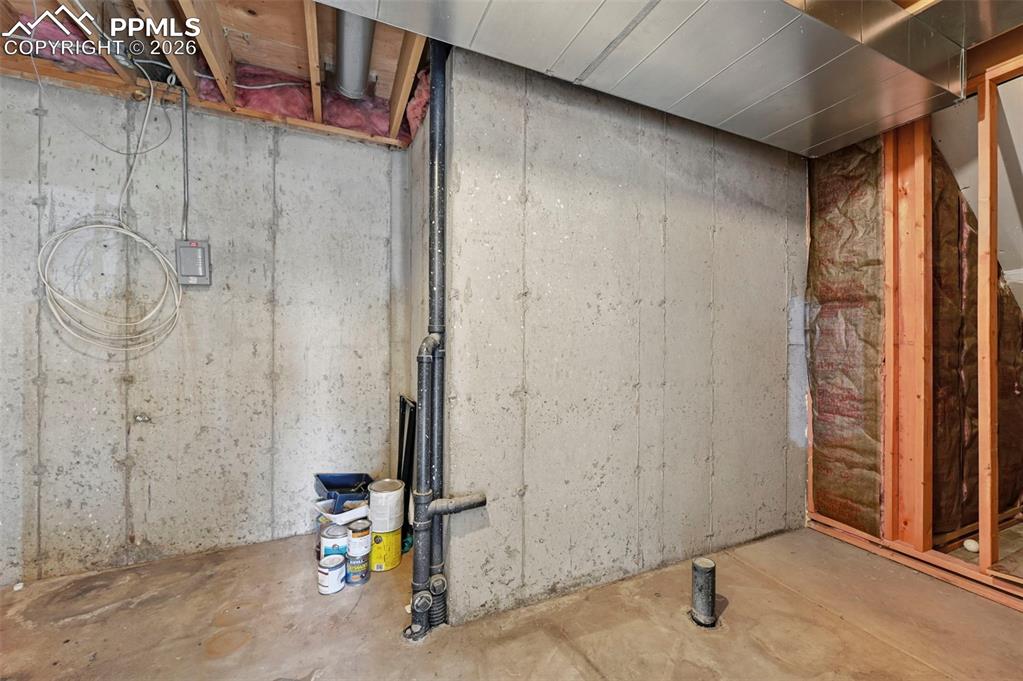 Image 30 of 45: Rough-in for easy 3rd bathroom.