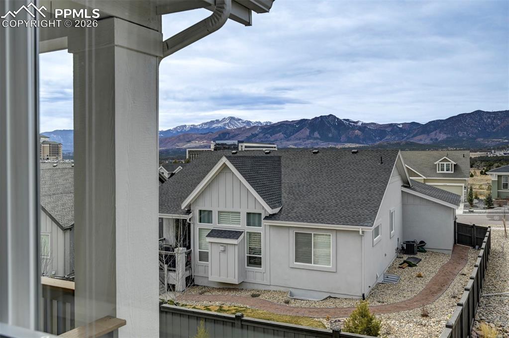 Image 35 of 41: View of mountain backdrop