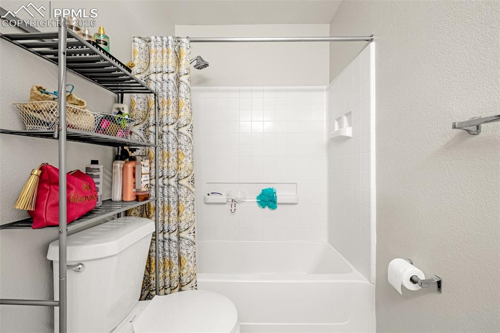 Image 18 of 32: Master Bathroom