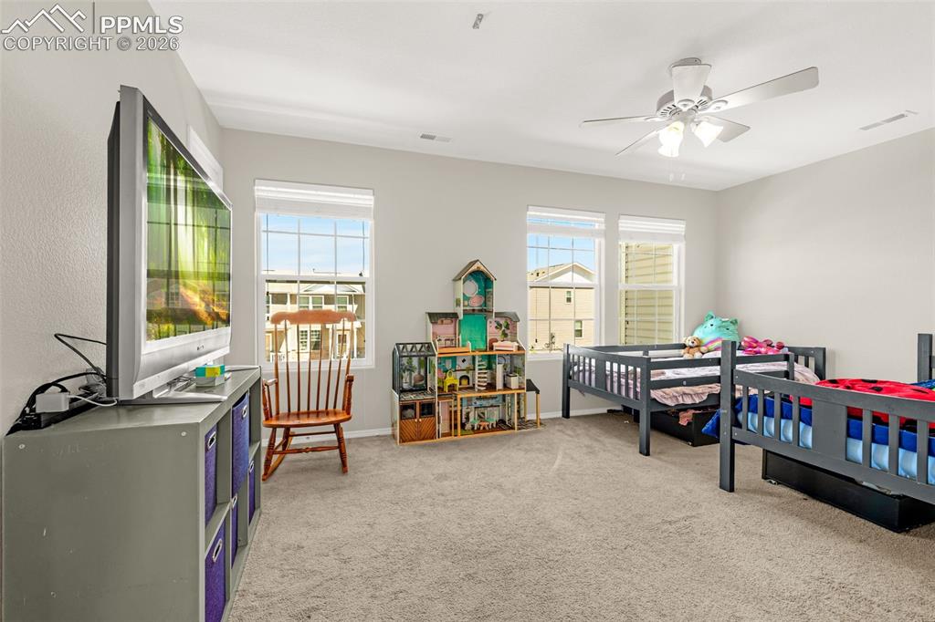 Image 19 of 32: Second bedroom used as a kids room