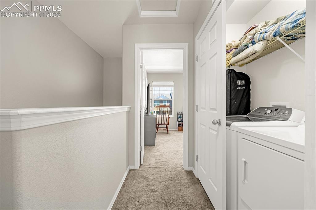 Image 22 of 32: Upper Level Laundry area