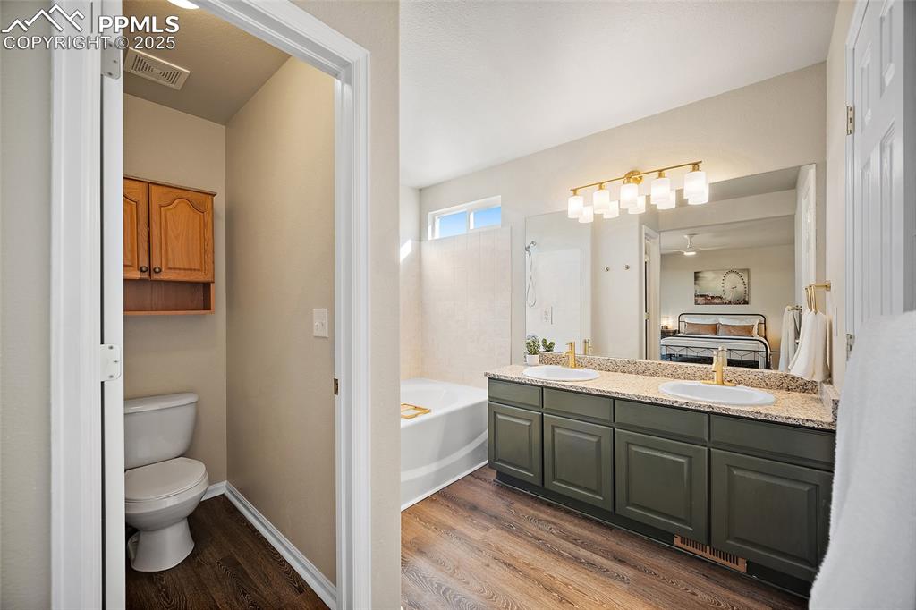 Image 21 of 45: Primary bath water closet