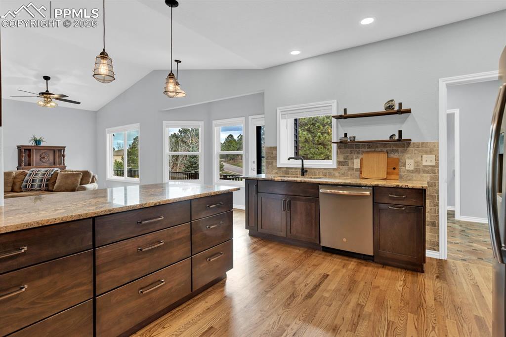 Image 11 of 49: Newly updated Kitchen