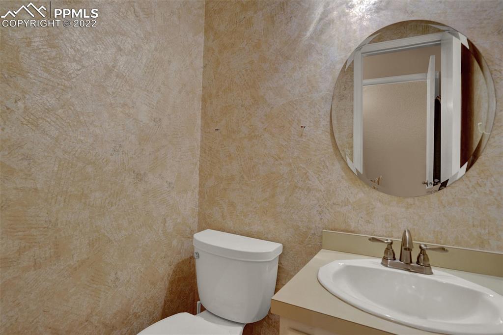 Listing 8183299, Image 17 of 38