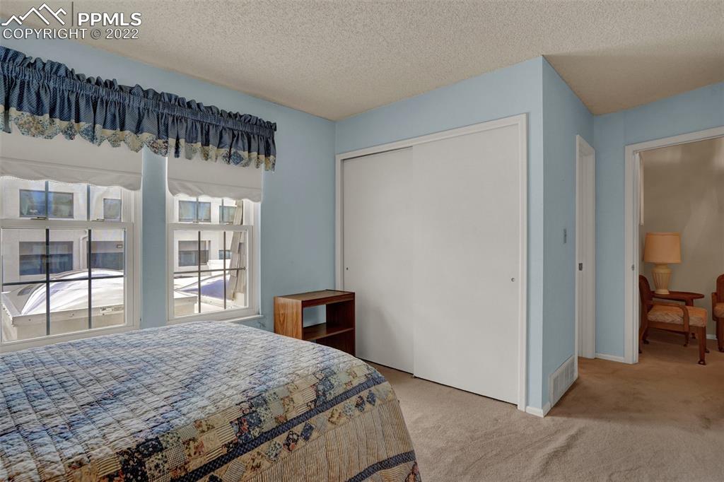 Listing 8183299, Image 24 of 38