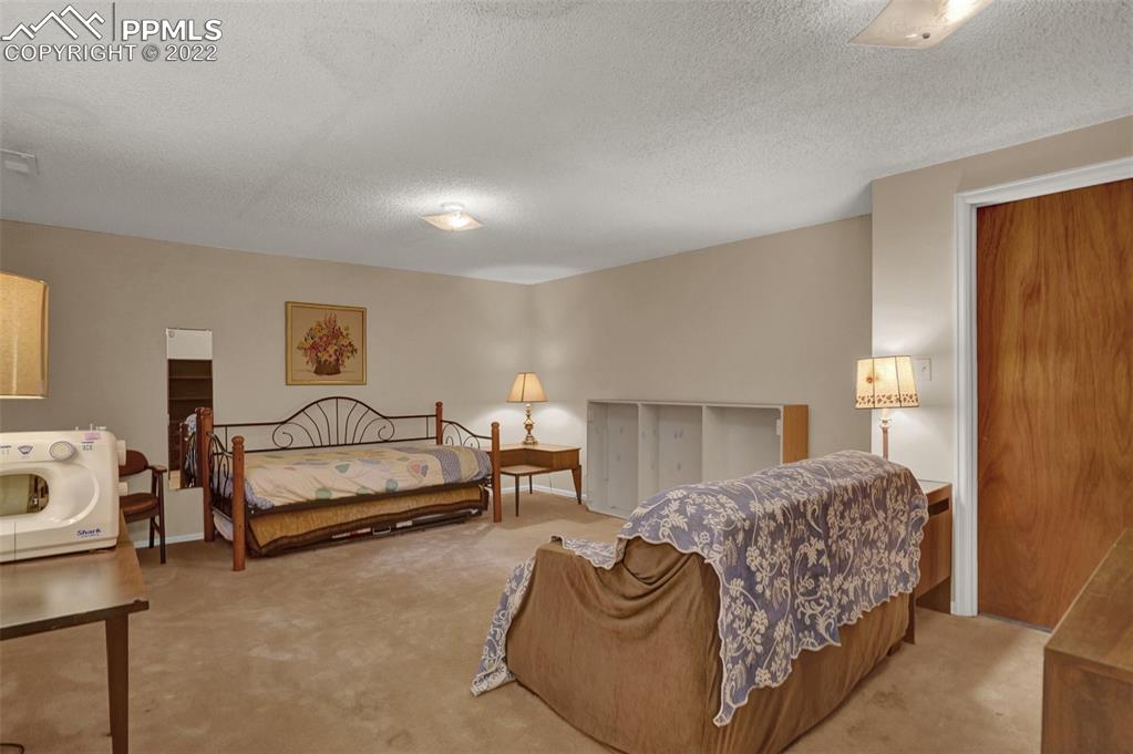 Listing 8183299, Image 26 of 38