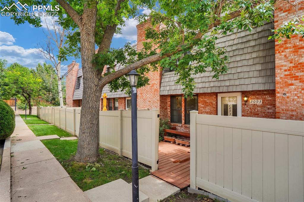 Listing 8183299, Image 29 of 38