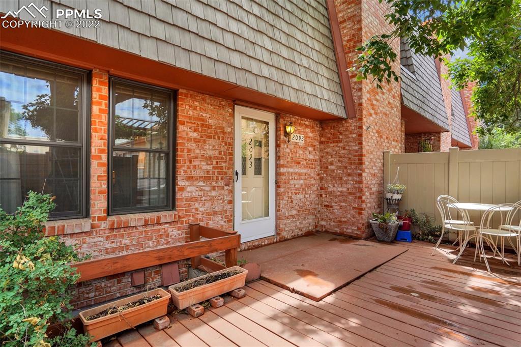 Listing 8183299, Image 30 of 38