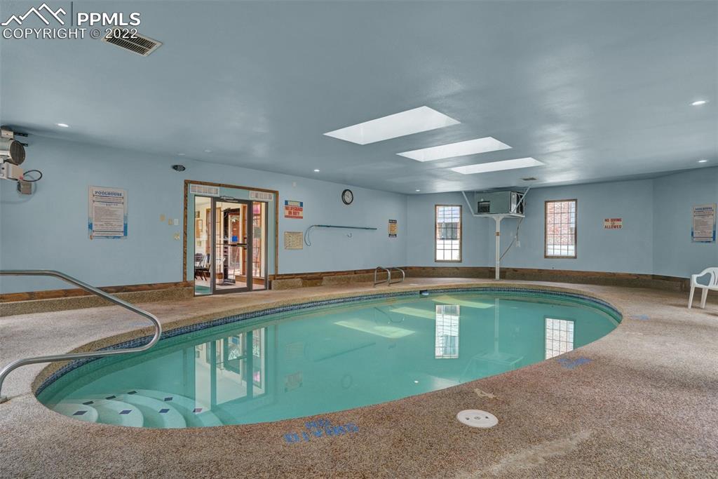 Listing 8183299, Image 36 of 38