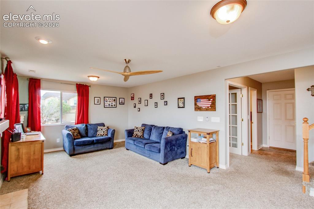 Image 14 of 39: Living Room