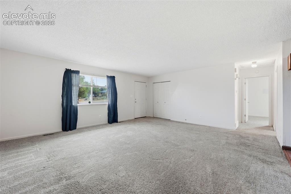 Image 7 of 47: Living Room