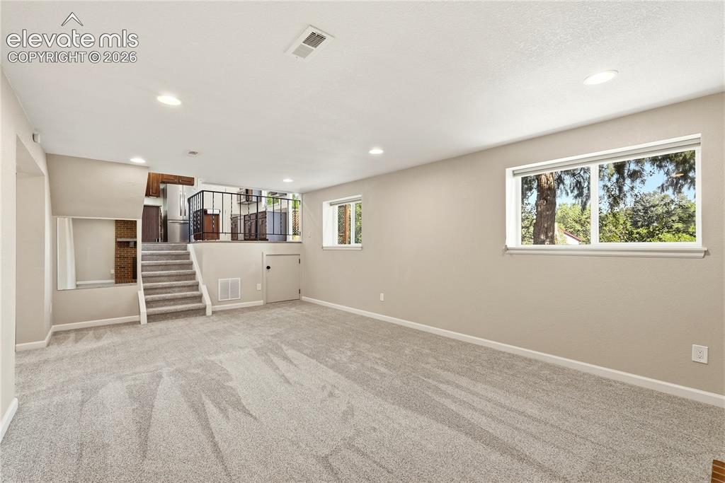 Image 31 of 49: Family Room