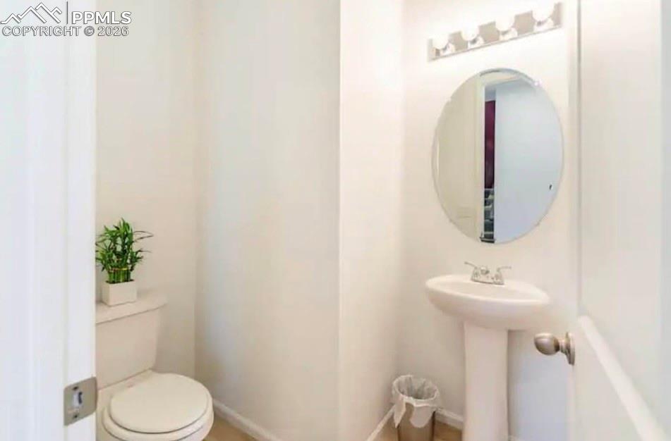 Image 15 of 15: Bathroom