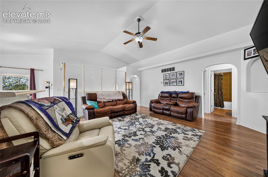 Image 3 of 23: Living Room