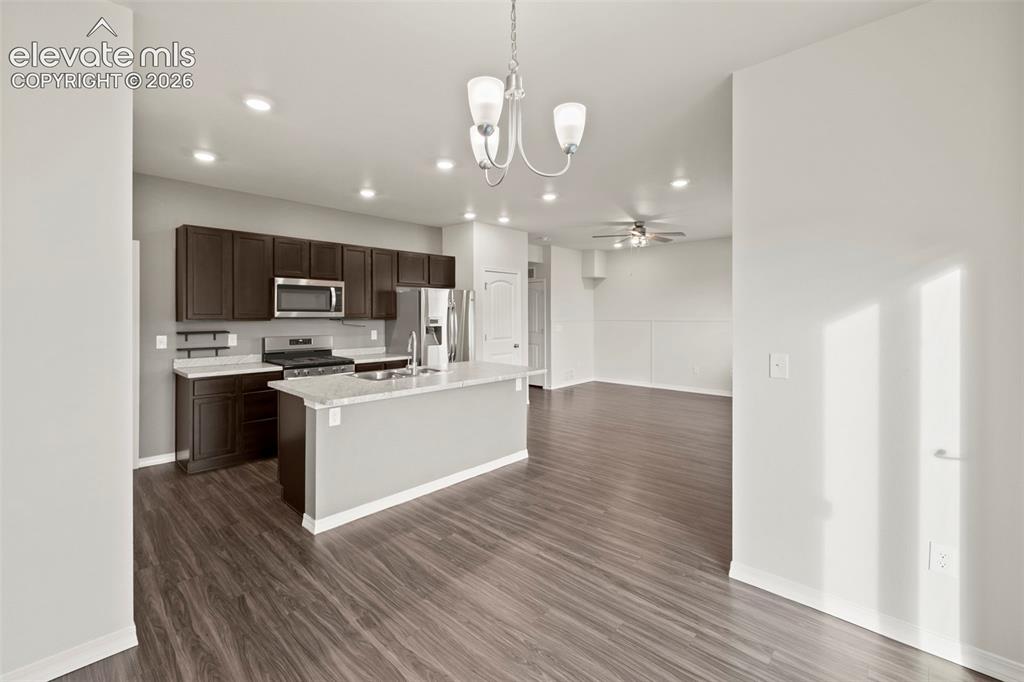 Image 14 of 33: Kitchen