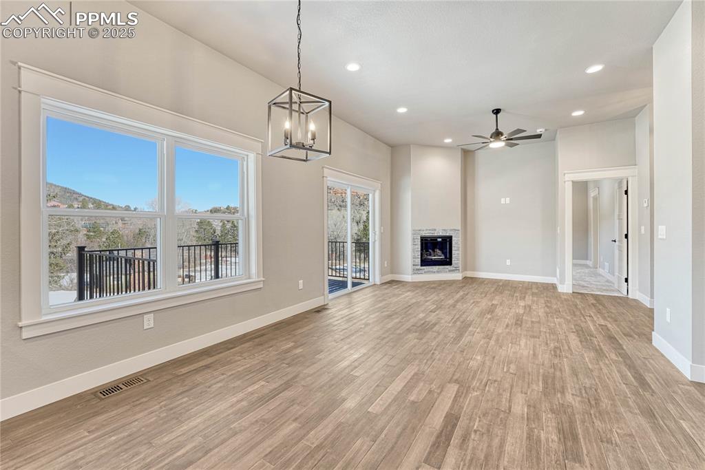 Image 8 of 45: Living Room