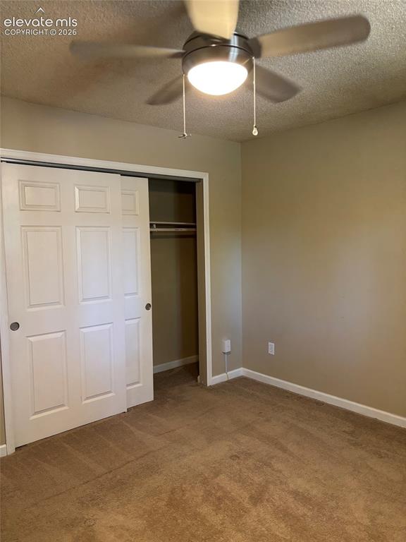 Image 5 of 21: spacious closet!