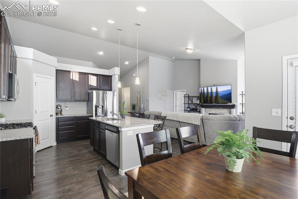 Image 13 of 42: Kitchen