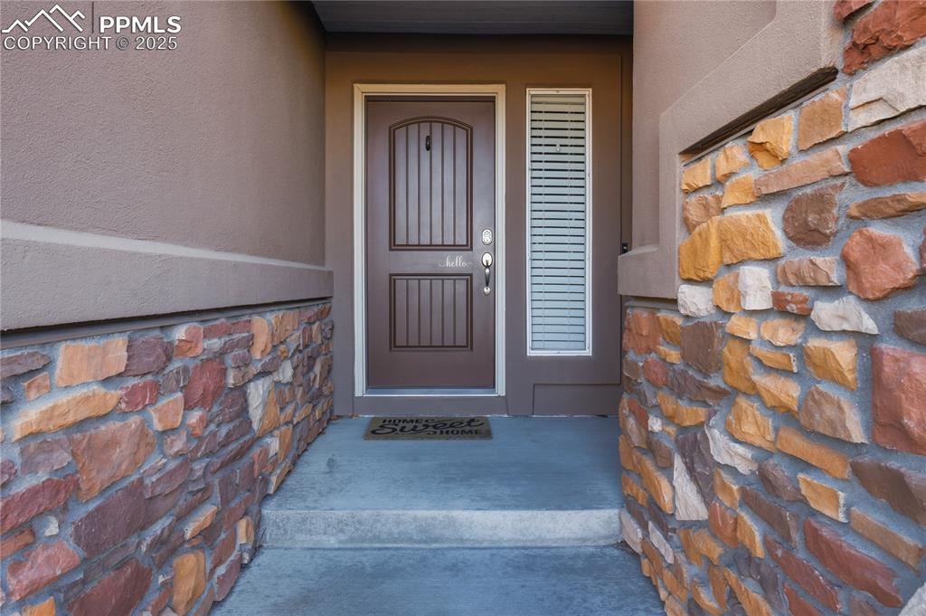 Image 3 of 42: Entry