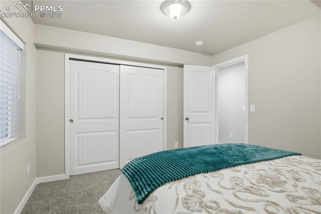 Image 32 of 42: Bedroom